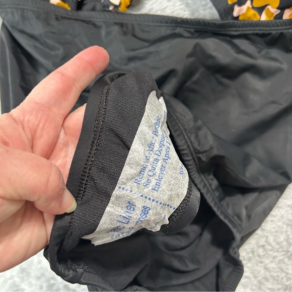 Beach Betty Slimming Control Cut Out Tie-Front One Piece Swimsuit Animal Sz 2X - Picture 7 of 16